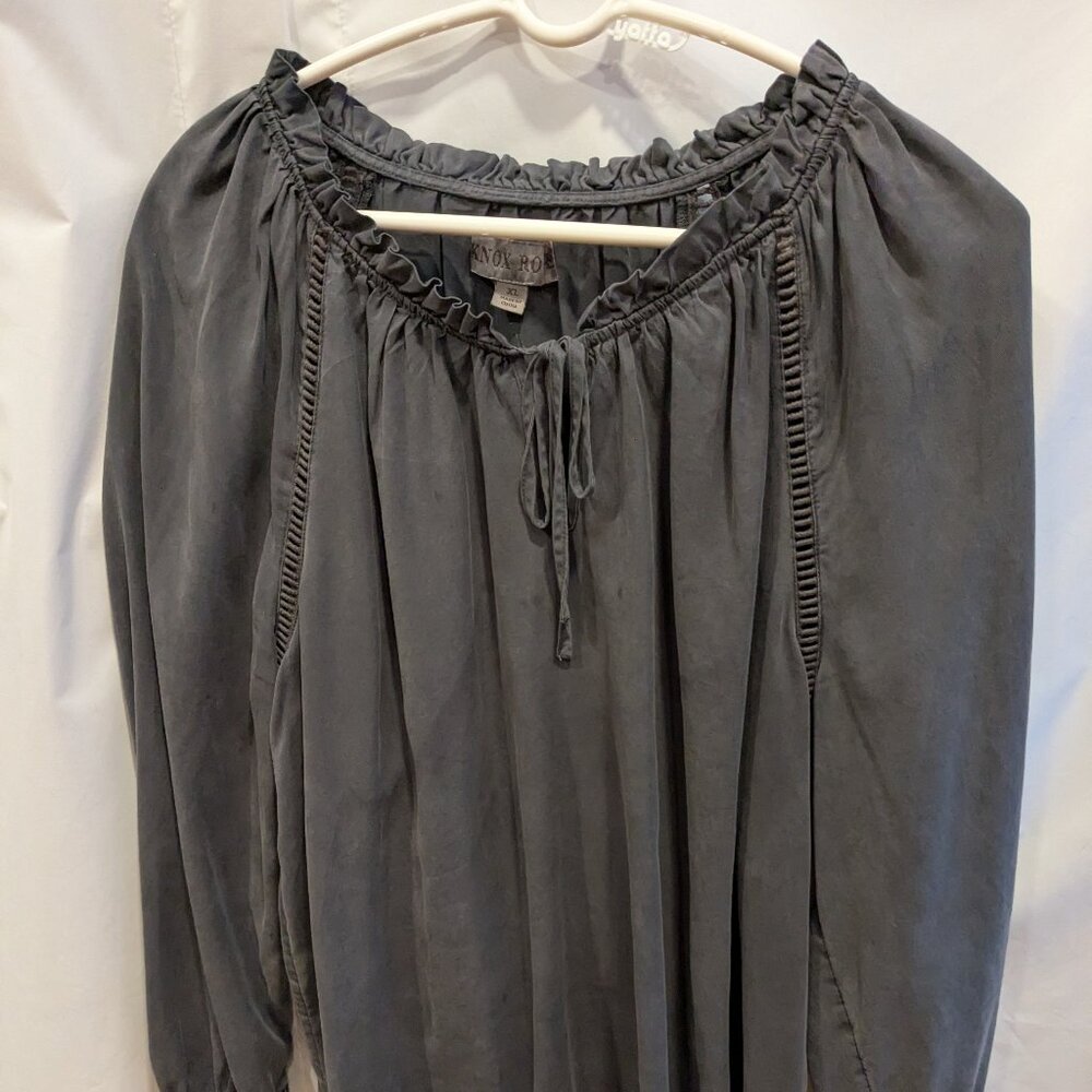 Raglan Top with embroidered seams L-XL